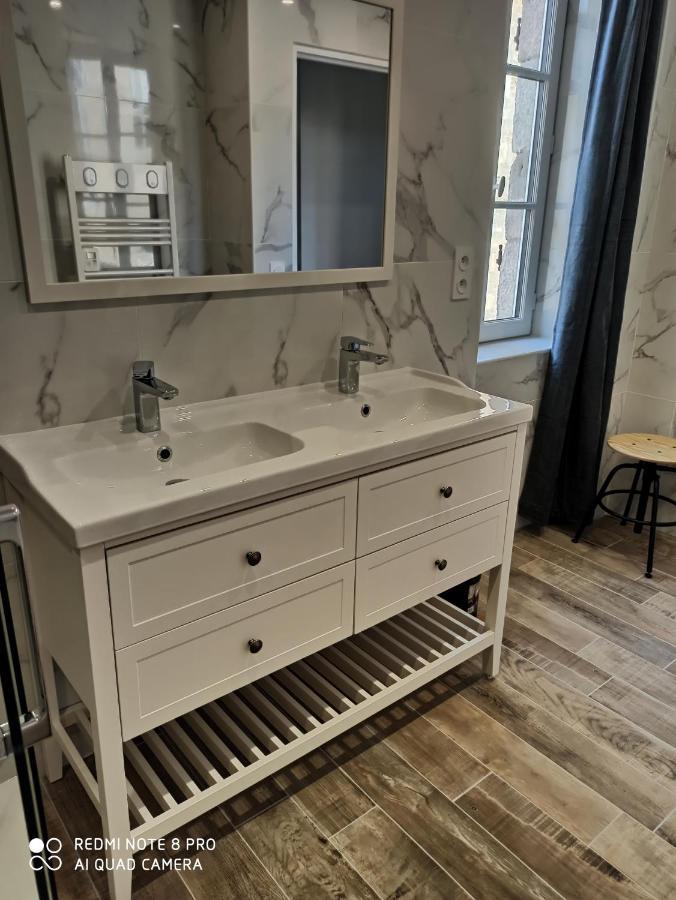 Triplex 110 M2 Centre Historique Avec Jacuzzi Dinan Apartment Exterior photo