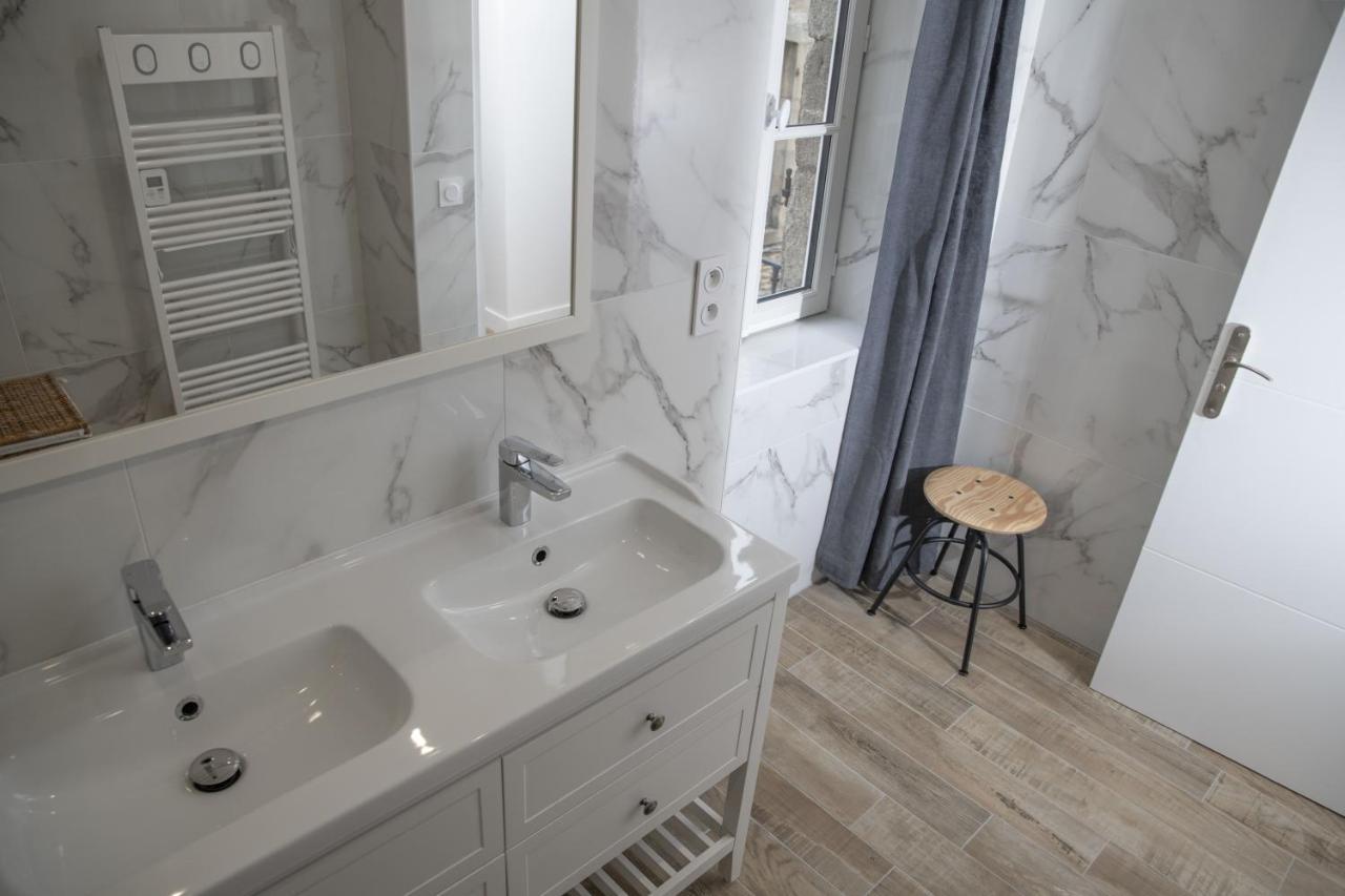 Triplex 110 M2 Centre Historique Avec Jacuzzi Dinan Apartment Exterior photo